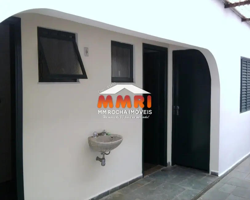 Casa com 3 quartos à venda, 320m2 em Jardim São Paulo, Sorocaba - SP - imagem 3 Foto 3 de Casa com 3 quartos à venda, 320m2 em Jardim São Paulo, Sorocaba - SP