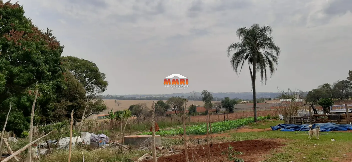 Foto 1 de Terreno / Lote à venda, 3750m2 em Aracoiaba Da Serra - SP