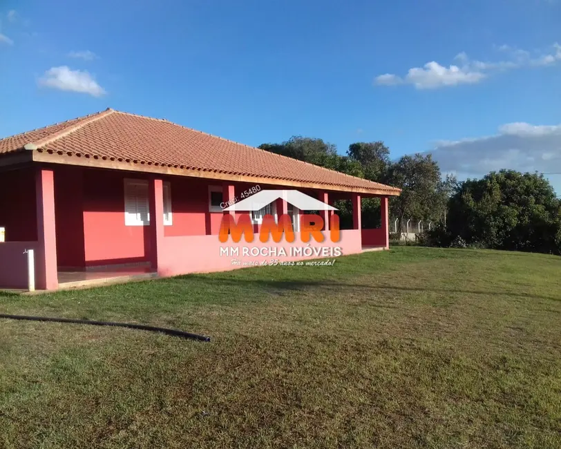 Foto 1 de Chácara com 2 quartos à venda, 214m2 em Aracoiaba Da Serra - SP