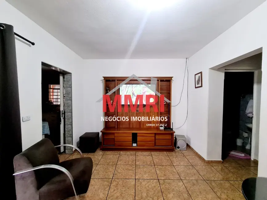 Foto 6 de Chácara com 3 quartos à venda, 220m2 em Aracoiaba Da Serra - SP