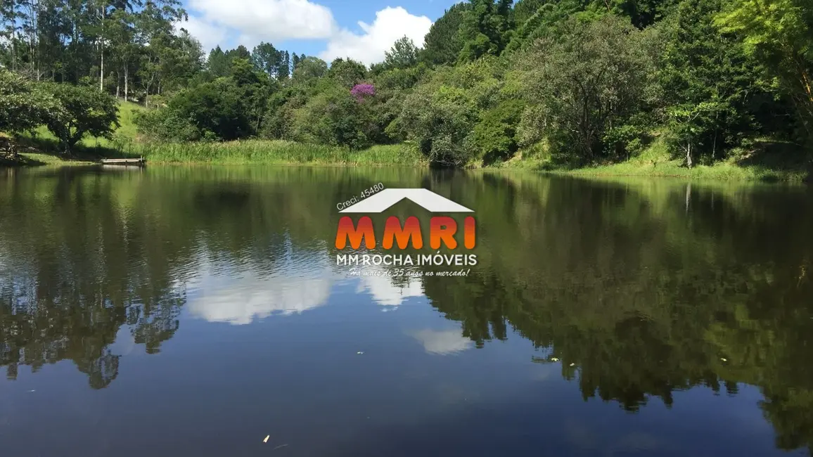 Foto 9 de Sítio / Rancho com 6 quartos à venda em Iperozinho, Capela Do Alto - SP