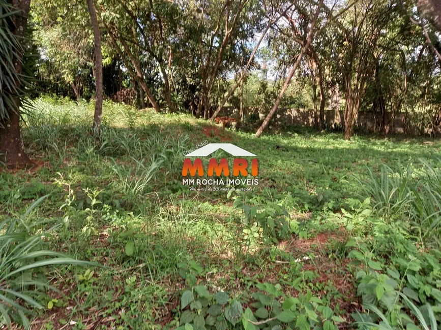 Foto 1 de Terreno / Lote à venda, 3750m2 em Aracoiaba Da Serra - SP