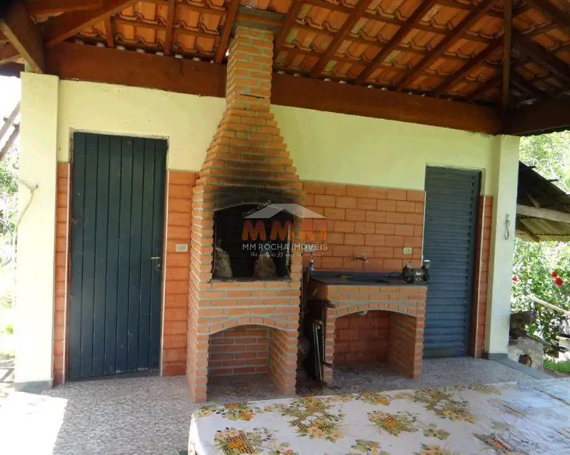 Chácara com 4 quartos à venda, 3100m2 em Iperozinho, Capela Do Alto - SP - imagem 8 Foto 8 de Chácara com 4 quartos à venda, 3100m2 em Iperozinho, Capela Do Alto - SP