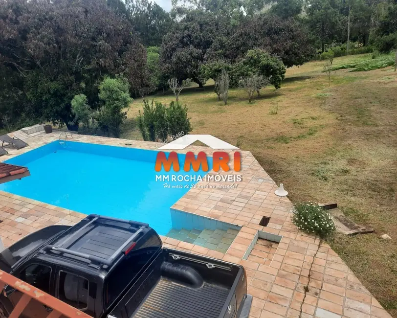 Foto 1 de Chácara com 4 quartos à venda, 265m2 em Aracoiaba Da Serra - SP