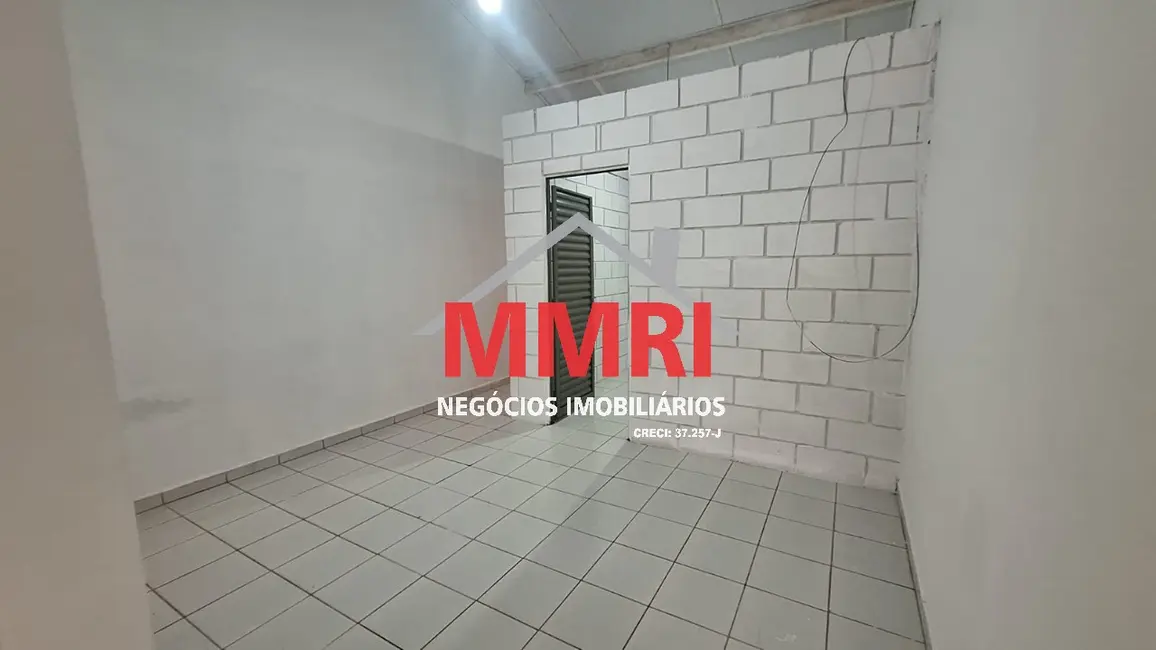 Foto 3 de Casa com 2 quartos à venda e para alugar, 576m2 em Aracoiaba Da Serra - SP