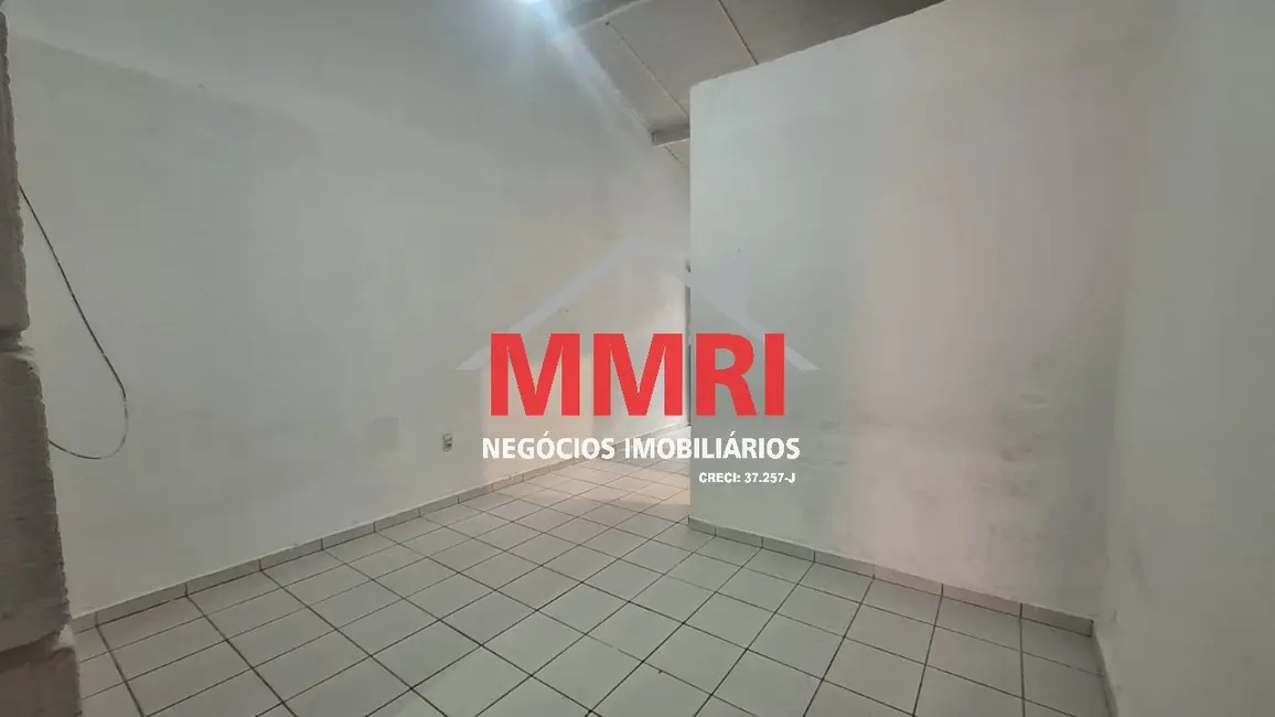 Foto 9 de Casa com 2 quartos à venda e para alugar, 576m2 em Aracoiaba Da Serra - SP