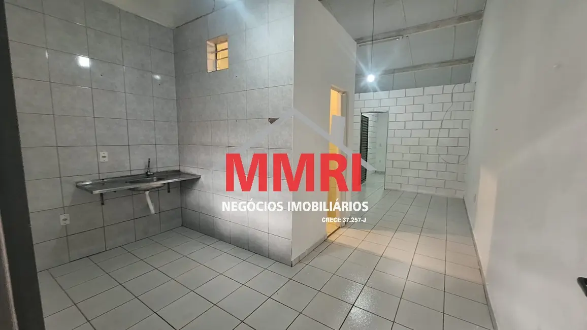 Foto 5 de Casa com 2 quartos à venda e para alugar, 576m2 em Aracoiaba Da Serra - SP