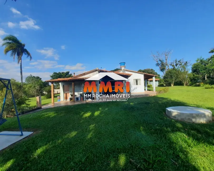 Foto 4 de Chácara com 2 quartos à venda, 145m2 em Aracoiaba Da Serra - SP