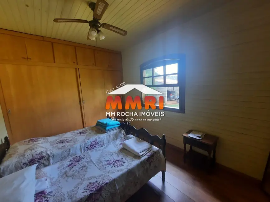Foto 18 de Chácara com 3 quartos à venda, 110m2 em Centro, Aracoiaba Da Serra - SP