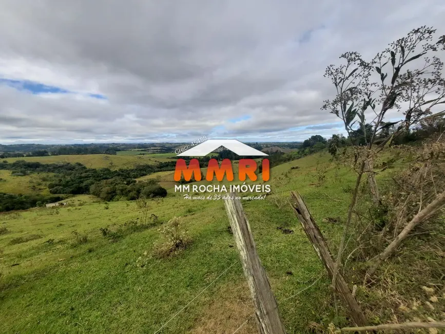 Foto 4 de Sítio / Rancho à venda, 43000m2 em Aracoiaba Da Serra - SP