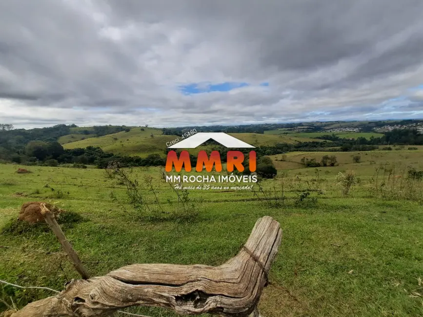 Foto 6 de Sítio / Rancho à venda, 43000m2 em Aracoiaba Da Serra - SP
