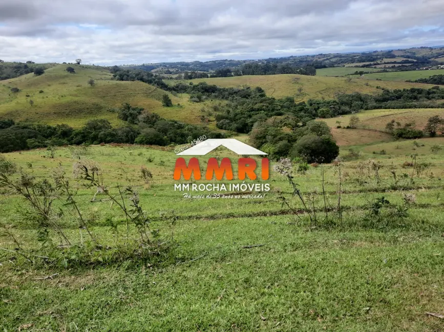 Foto 1 de Sítio / Rancho à venda, 43000m2 em Aracoiaba Da Serra - SP