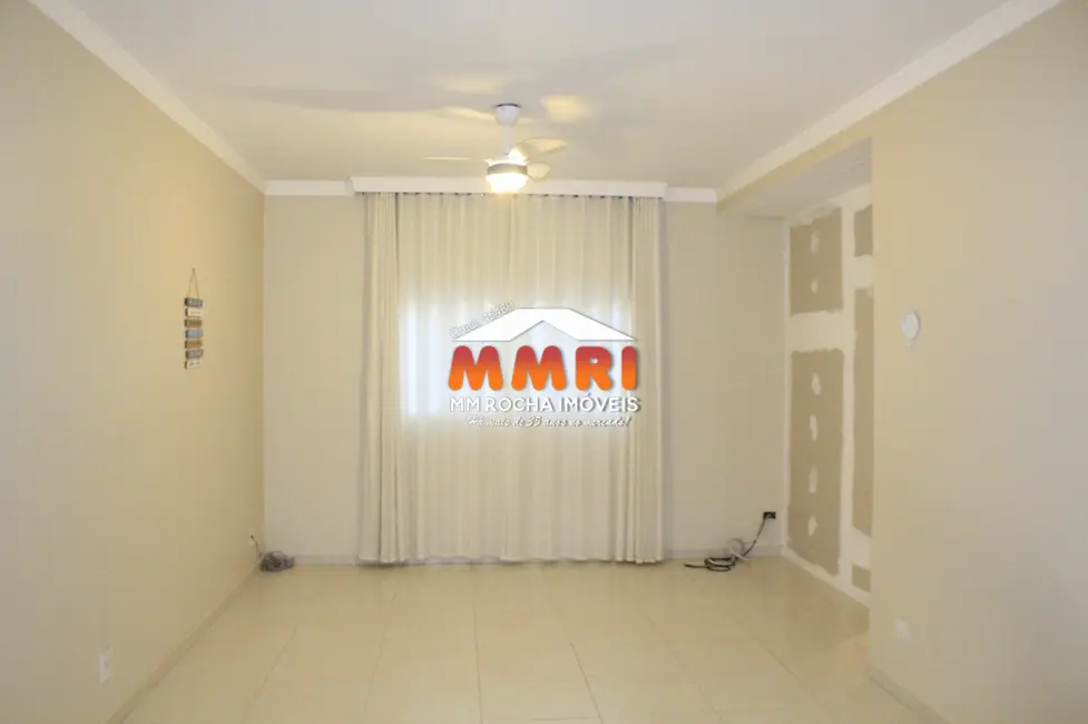 Foto 4 de Chácara com 4 quartos à venda, 350m2 em Aracoiaba Da Serra - SP