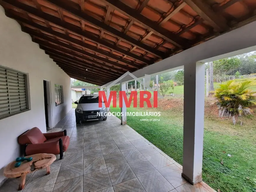 Foto 4 de Sítio / Rancho com 3 quartos à venda, 90m2 em Aracoiaba Da Serra - SP