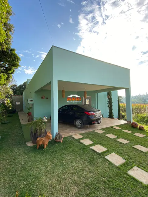 Foto 2 de Chácara com 2 quartos à venda, 200m2 em Aracoiaba Da Serra - SP