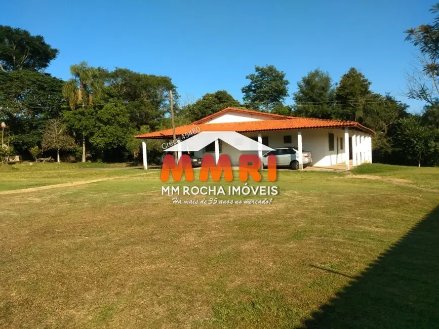 Fazenda / Haras à venda, 162m2 em Sarapui - SP - imagem 7 Foto 7 de Fazenda / Haras à venda, 162m2 em Sarapui - SP