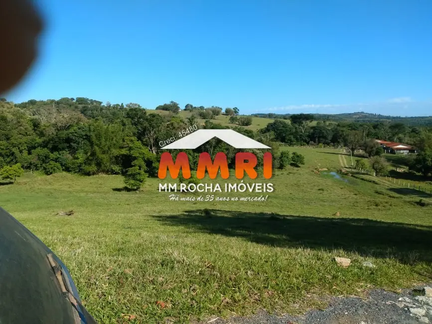 Fazenda / Haras à venda, 162m2 em Sarapui - SP - imagem 8 Foto 8 de Fazenda / Haras à venda, 162m2 em Sarapui - SP