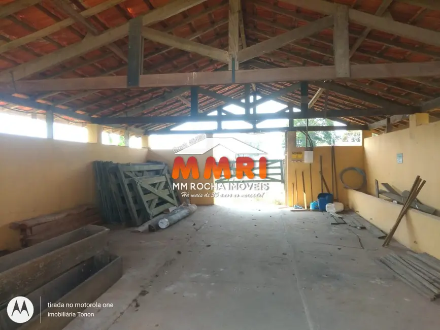 Foto 4 de Fazenda / Haras à venda, 40m2 em Área Rural de Itapetininga, Itapetininga - SP