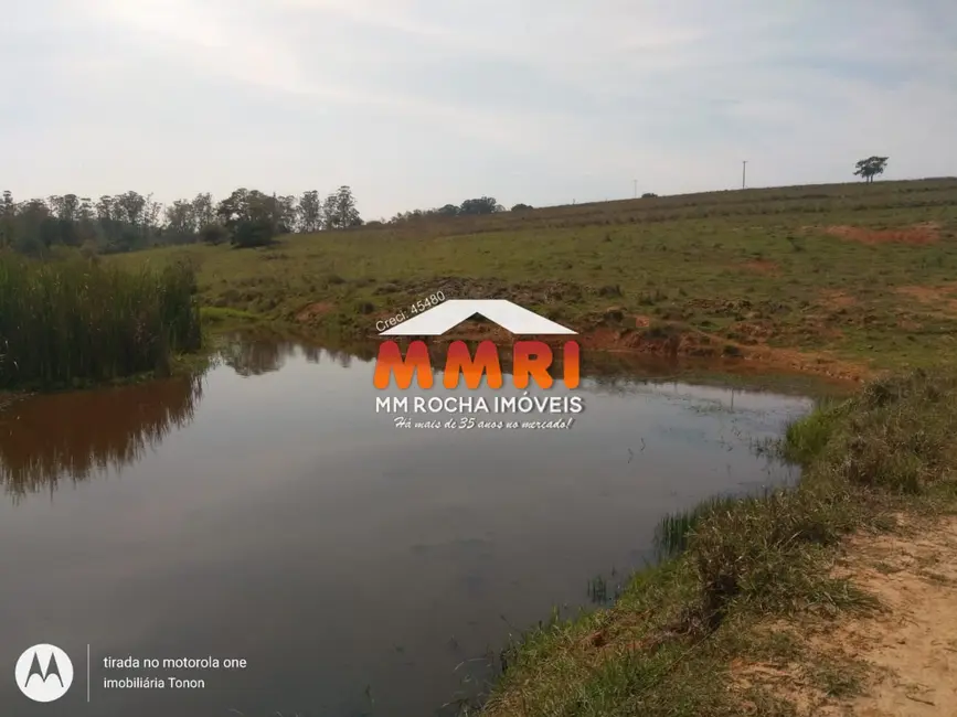 Foto 3 de Fazenda / Haras à venda, 40m2 em Área Rural de Itapetininga, Itapetininga - SP