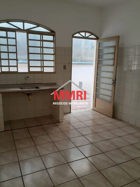 Foto 9 de Casa com 2 quartos para alugar, 200m2 em Centro, Aracoiaba Da Serra - SP