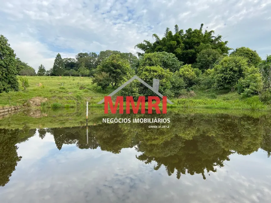 Foto 1 de Terreno / Lote à venda, 20000m2 em Iperozinho, Capela Do Alto, SP