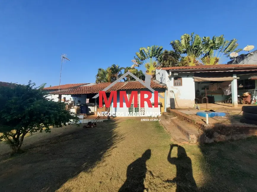 Foto 1 de Chácara com 4 quartos à venda, 1050m2 em Aracoiaba Da Serra - SP