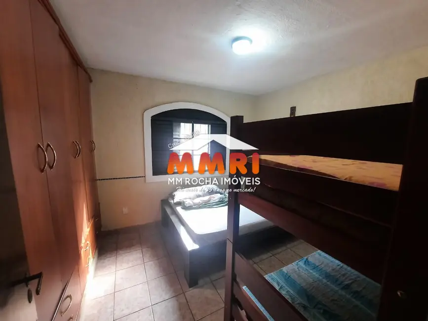 Foto 6 de Chácara com 3 quartos à venda e para alugar, 206m2 em Aracoiaba Da Serra - SP