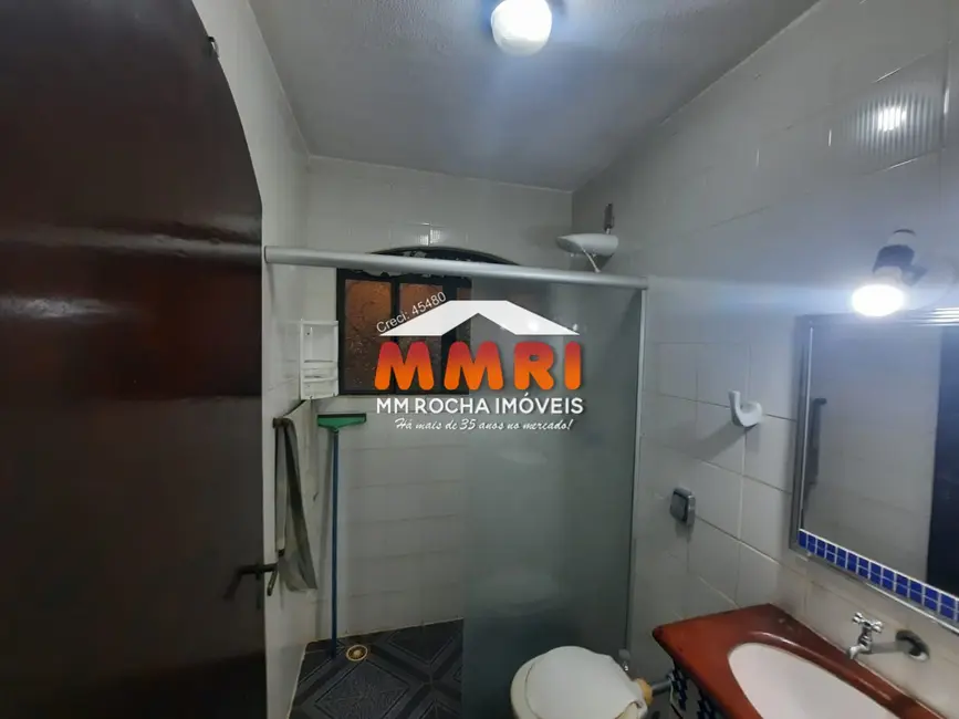 Foto 8 de Chácara com 3 quartos à venda e para alugar, 206m2 em Aracoiaba Da Serra - SP