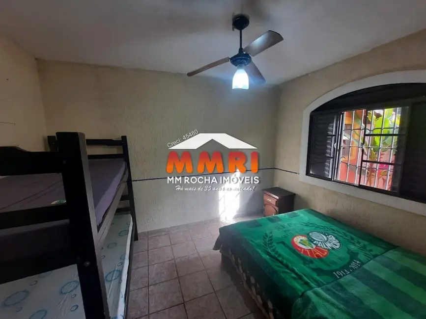 Foto 4 de Chácara com 3 quartos à venda e para alugar, 206m2 em Aracoiaba Da Serra - SP