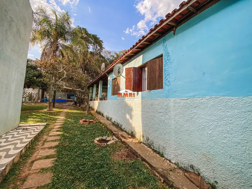 Foto 3 de Chácara com 3 quartos à venda, 300m2 em Aracoiaba Da Serra - SP