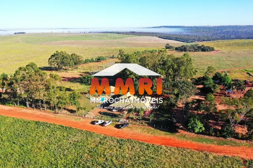 Foto 1 de Fazenda / Haras com 7 quartos à venda, 3036m2 em Serranopolis - GO