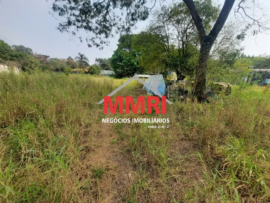 Foto 1 de Terreno / Lote à venda, 947m2 em Aracoiaba Da Serra - SP