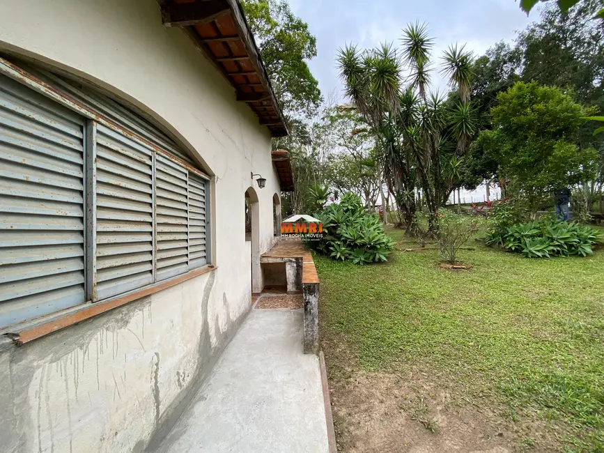Sítio / Rancho com 3 quartos à venda, 450m2 em Aracoiaba Da Serra - SP - imagem 7 Foto 7 de Sítio / Rancho com 3 quartos à venda, 450m2 em Aracoiaba Da Serra - SP