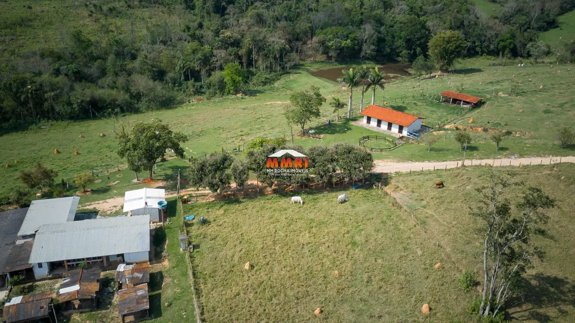 Foto 8 de Sítio / Rancho com 2 quartos à venda, 600m2 em Aracoiaba Da Serra - SP