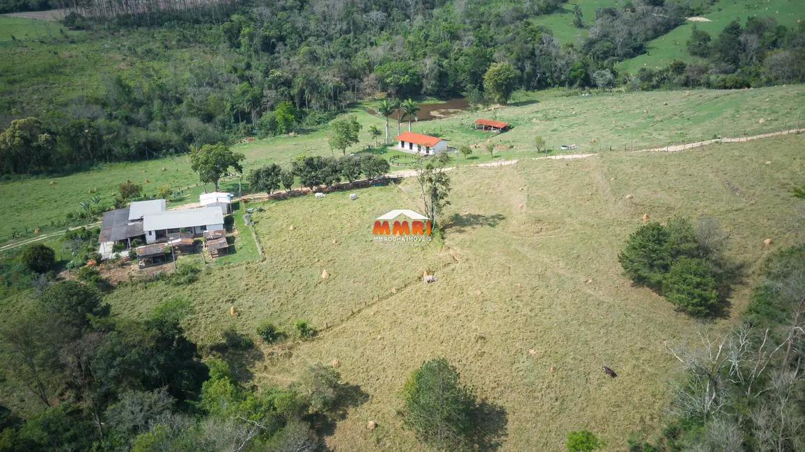 Foto 6 de Sítio / Rancho com 2 quartos à venda, 600m2 em Aracoiaba Da Serra - SP