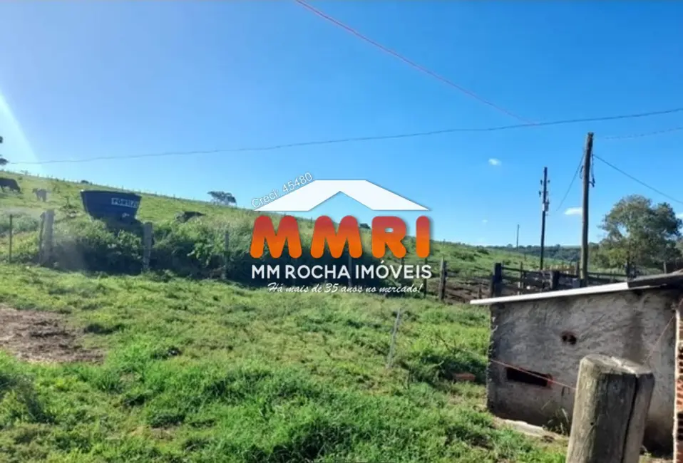 Foto 4 de Sítio / Rancho à venda, 30m2 em Angatuba - SP