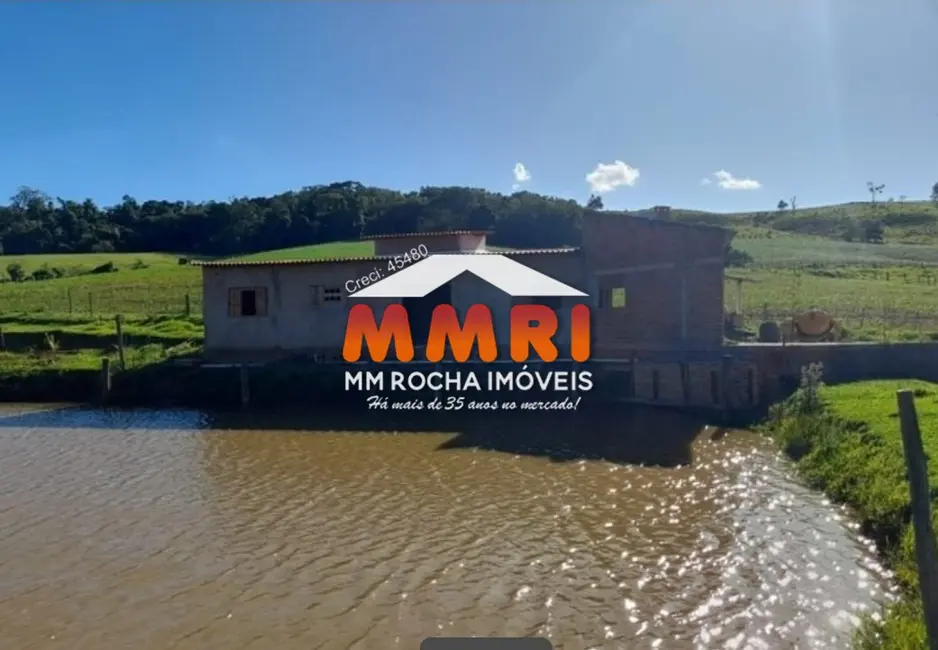 Foto 6 de Sítio / Rancho à venda, 30m2 em Angatuba - SP