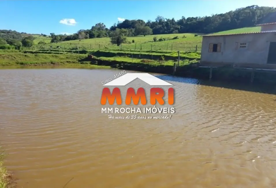 Foto 9 de Sítio / Rancho à venda, 30m2 em Angatuba - SP