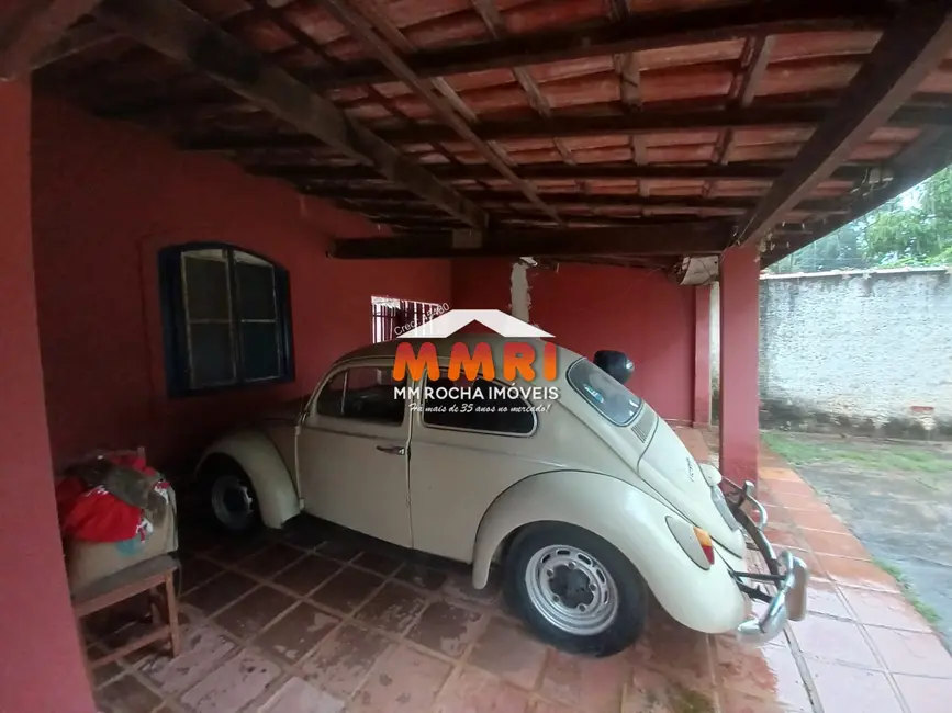 Chácara com 4 quartos à venda, 3000m2 em Aracoiaba Da Serra - SP - imagem 9 Foto 9 de Chácara com 4 quartos à venda, 3000m2 em Aracoiaba Da Serra - SP