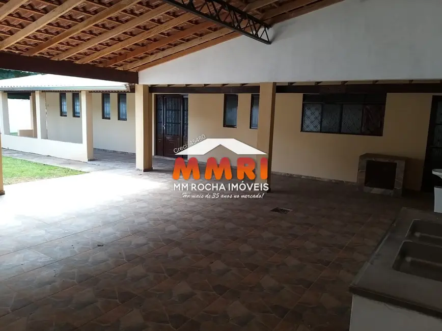 Foto 1 de Chácara com 3 quartos à venda, 130m2 em Aracoiaba Da Serra - SP