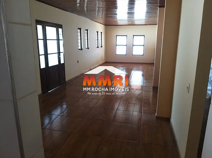 Foto 3 de Chácara com 3 quartos à venda, 130m2 em Aracoiaba Da Serra - SP