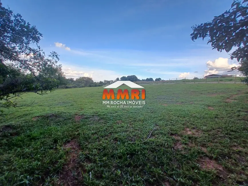Foto 8 de Terreno / Lote à venda, 55000m2 em Aracoiaba Da Serra - SP