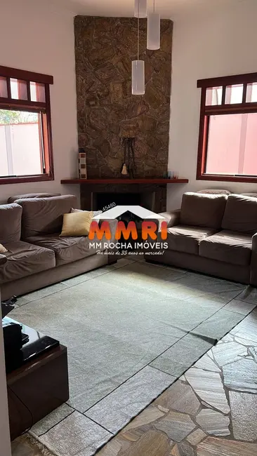 Foto 5 de Casa com 3 quartos à venda, 500m2 em Centro, Capela Do Alto - SP