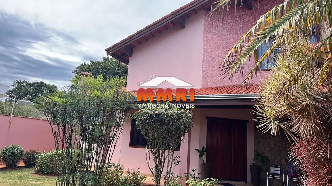 Foto 4 de Casa com 3 quartos à venda, 500m2 em Centro, Capela Do Alto - SP