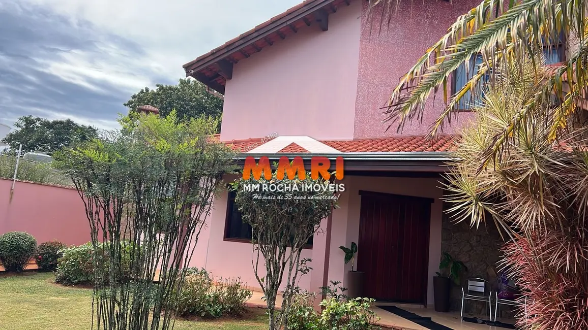 Foto 2 de Casa com 3 quartos à venda, 500m2 em Centro, Capela Do Alto - SP