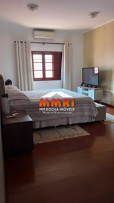 Foto 8 de Casa com 3 quartos à venda, 500m2 em Centro, Capela Do Alto - SP