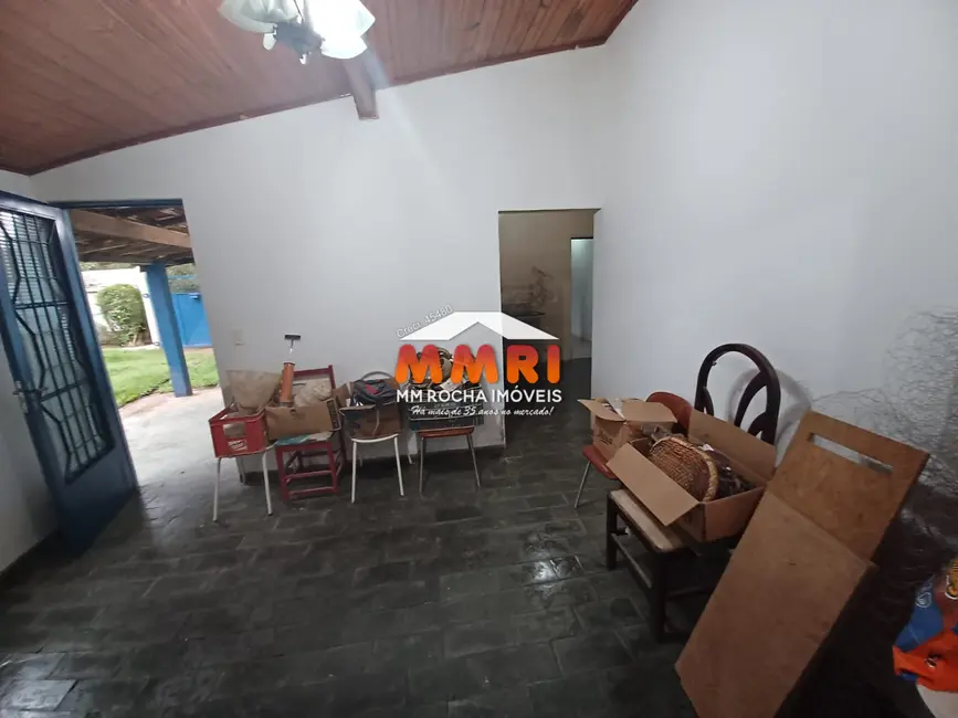 Foto 9 de Chácara com 8 quartos à venda, 3000m2 em Aracoiaba Da Serra - SP