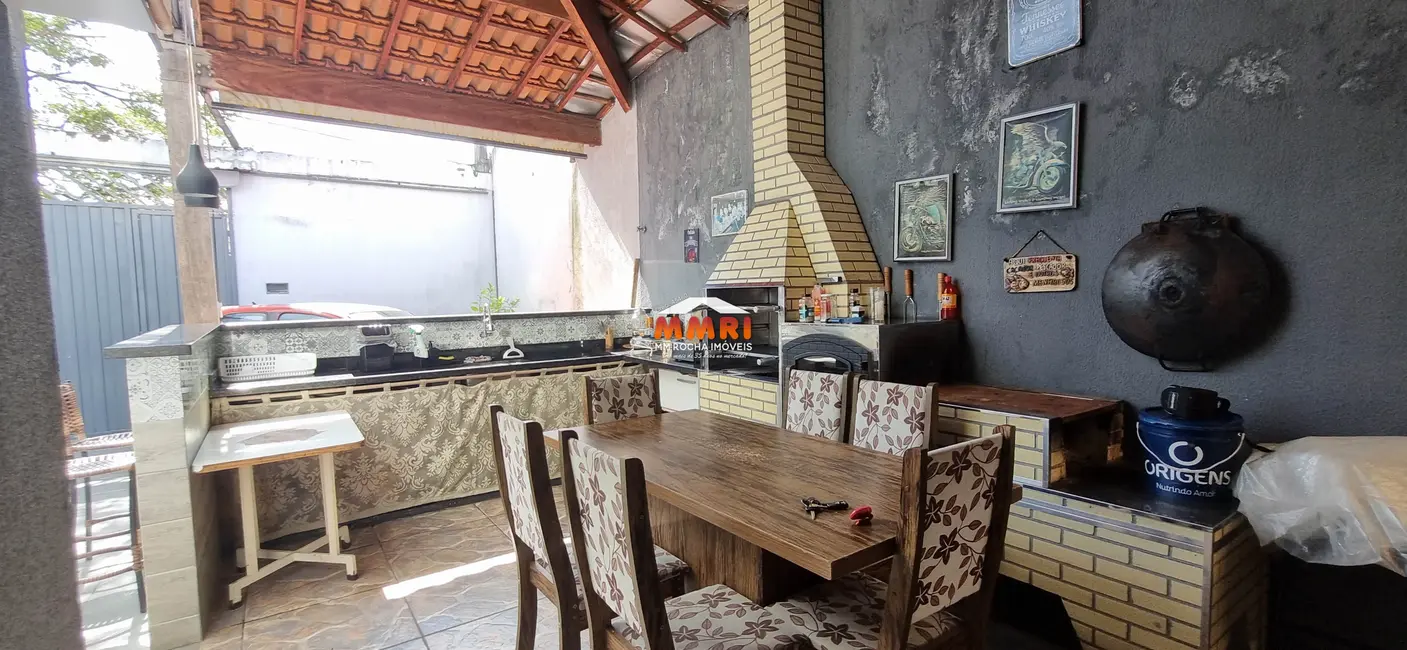 Foto 3 de Casa com 3 quartos à venda, 175m2 em Jardim Tropical, Sorocaba - SP