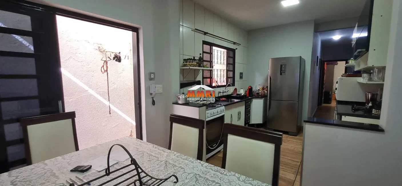 Foto 9 de Casa com 3 quartos à venda, 175m2 em Jardim Tropical, Sorocaba - SP