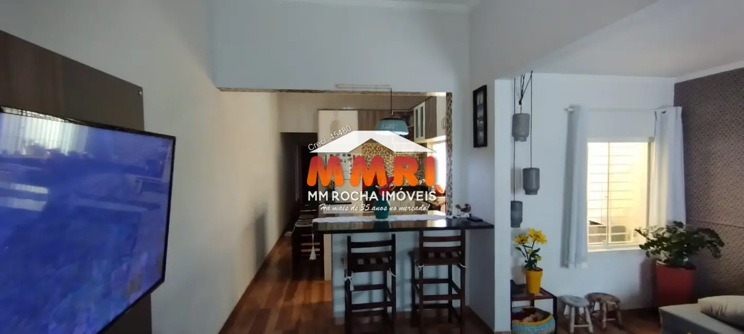 Foto 4 de Casa com 2 quartos à venda, 135m2 em Ocian, Praia Grande - SP